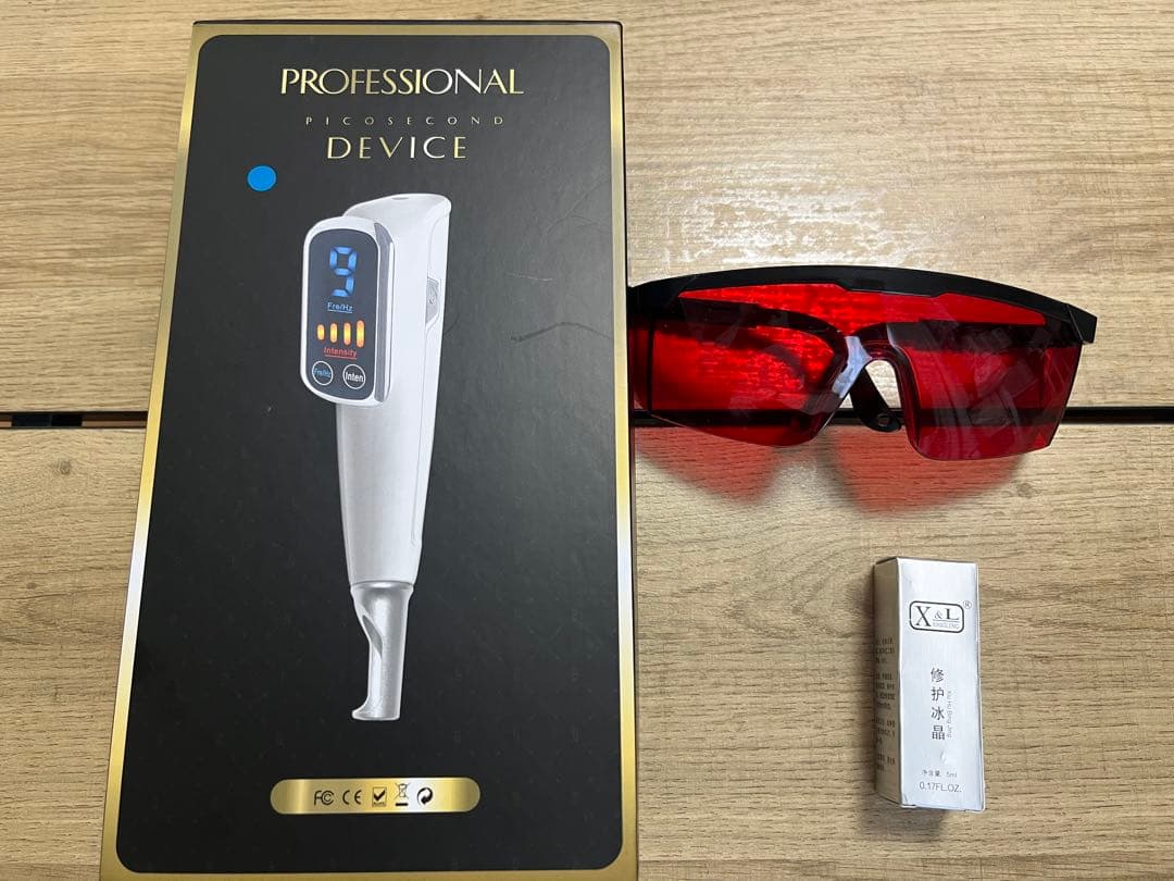 価格依頼変更中【美品】ピコレーザー美顔器 PICOSECOND DEVICE