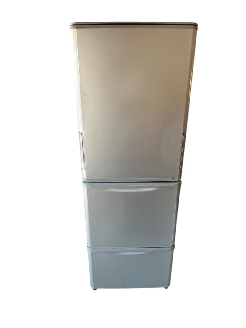 シャープ　冷蔵庫　３ドア