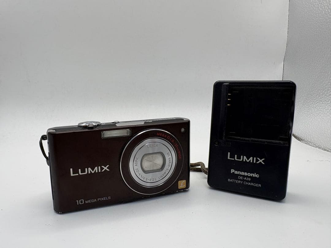 デジタルカメラ Panasonic LUMIX DMC-FX37