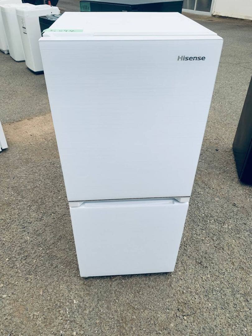 ♻️送料設置無料　Hisense 2ドア冷凍冷蔵庫　HR-G13B-W