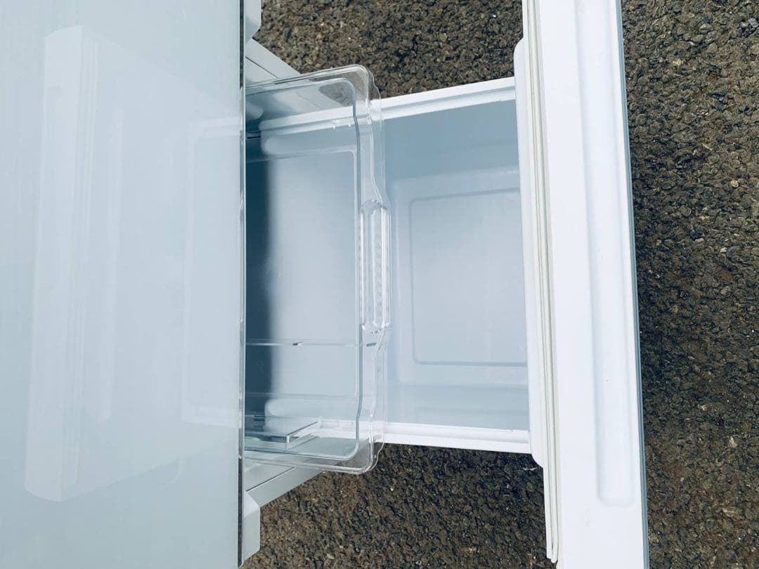 ♻️送料設置無料　Hisense 2ドア冷凍冷蔵庫　HR-G13B-W