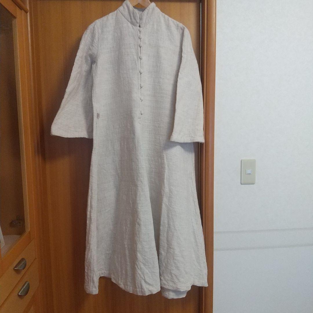 うさとの服ワンピースヘンプコットン生成りサイズ4　訳ありです。