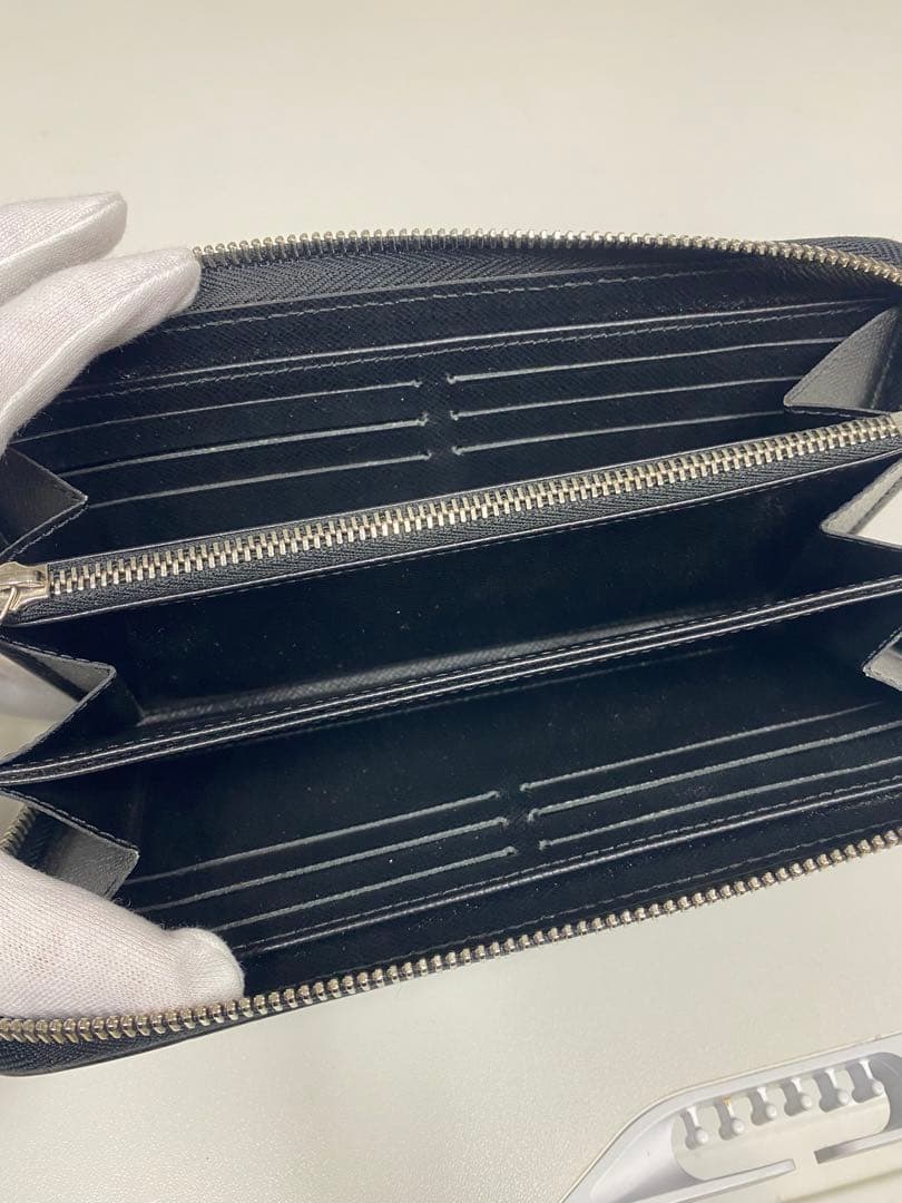 ルイヴィトン エピ ジッピーウォレット 長財布 ブラック 黒