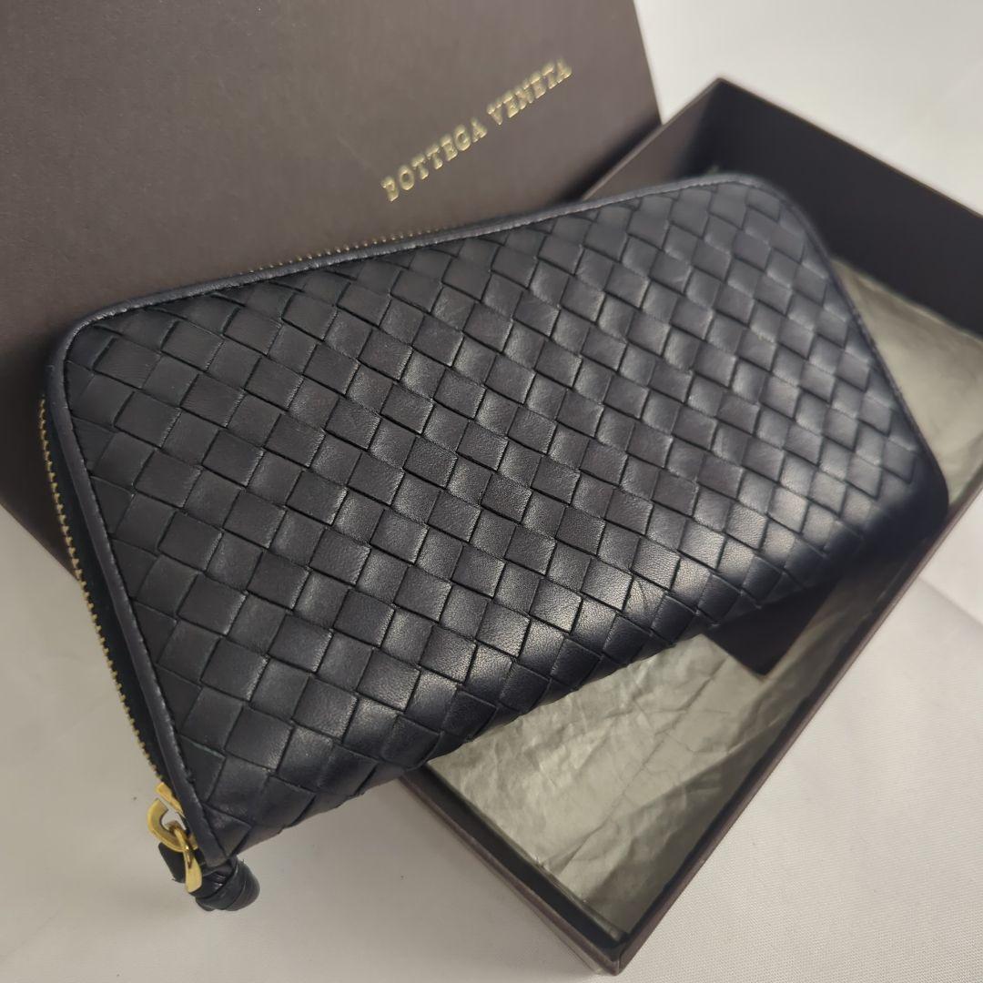 【美品】BOTTEGA VENETA イントレチャート 長財布 ジップ ジッピー