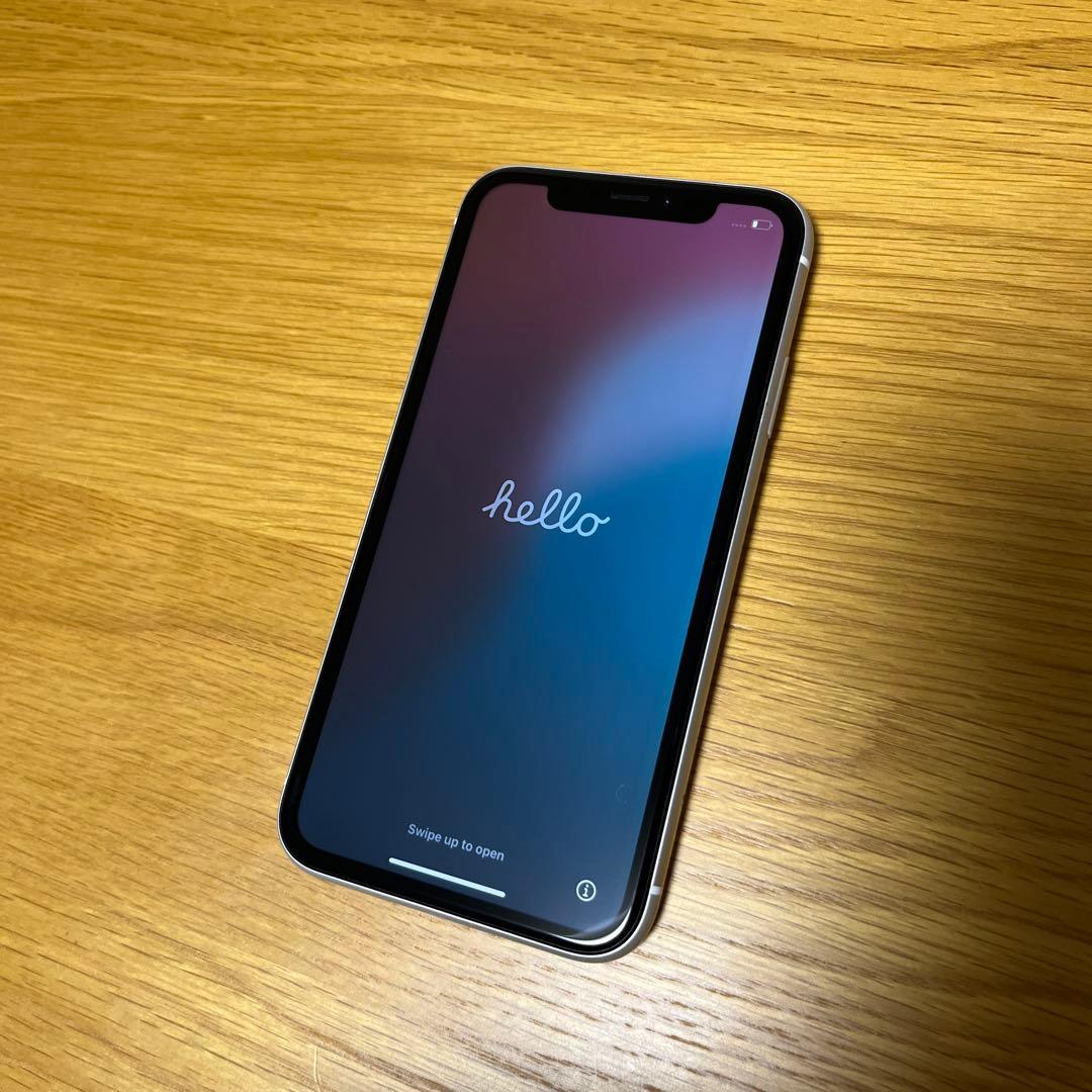 iPhone XR ホワイト 64G