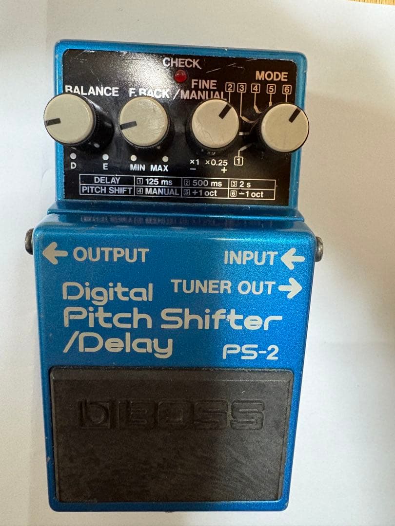 BOSS デジタルピッチシフター/ディレイ PS-2
