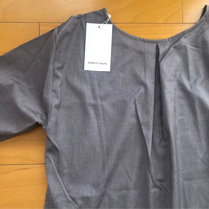 アダムエロペ卒業式入学式面接にもグレーセットアップパンツスーツ