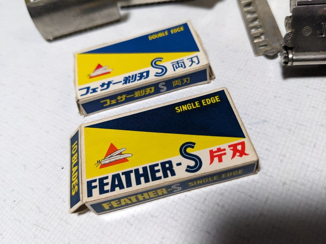 Vintage絶版　FEATHER　髭剃り等5つと替刃3箱(⁠✿⁠^⁠‿⁠^⁠)