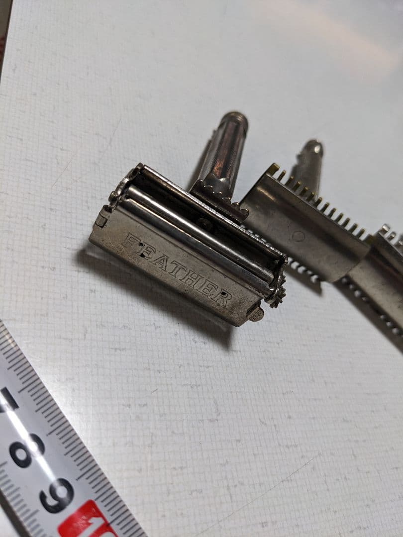 Vintage絶版　FEATHER　髭剃り等5つと替刃3箱(⁠✿⁠^⁠‿⁠^⁠)