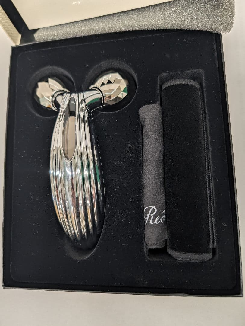 ReFa 美顔ローラー 専用ポーチ付き