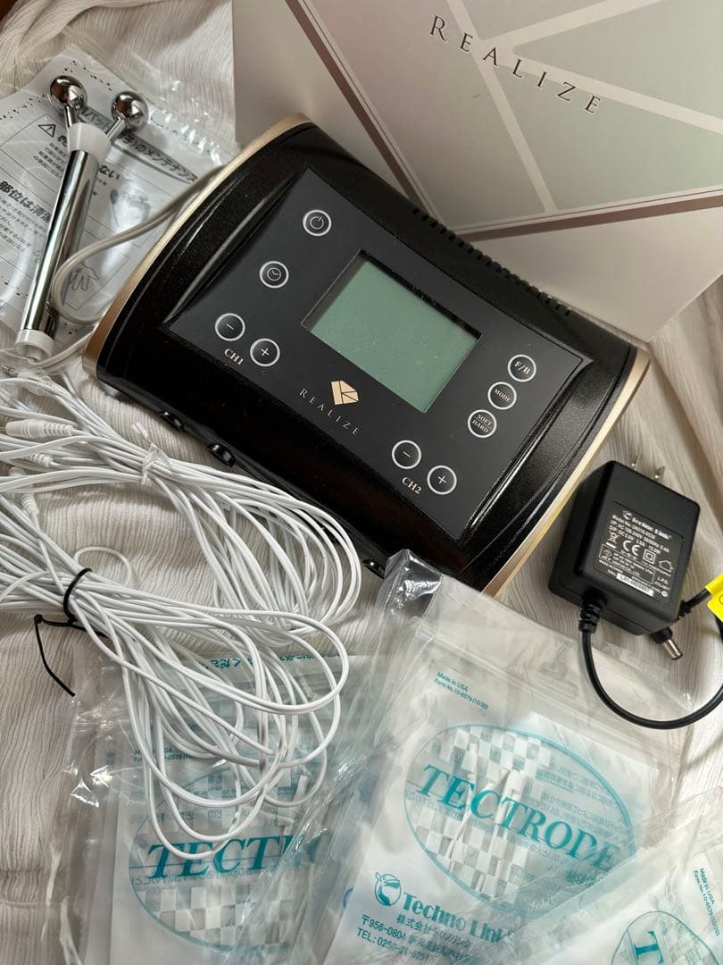 【スリムビューティーハウス】REALIZE 美容機器 ボディ・フェイスケア