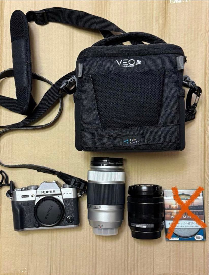 FUJIFILMカメラXT20／ズームレンズ18-55mm
