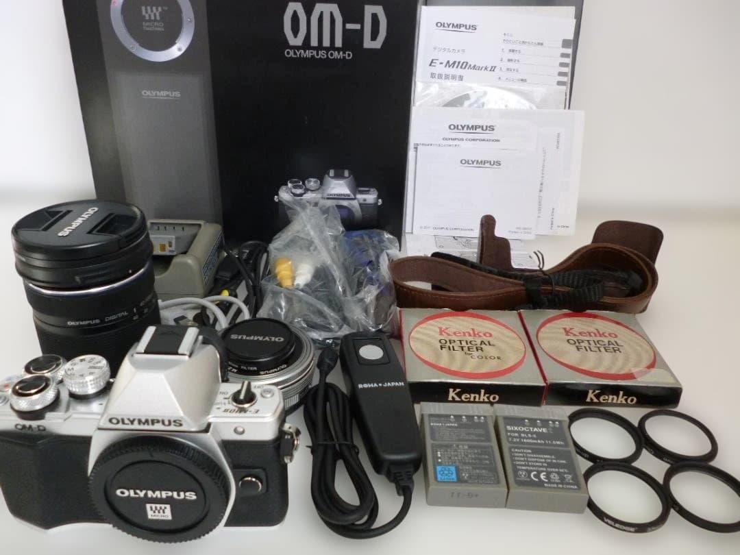 OLYMPUS OM-D E-M10 Mark II EZダブルレンズキット