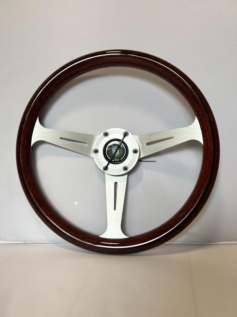 新品未使用 ナルディ 社外 ウッドナルディ ステアリング 送料無料　茶