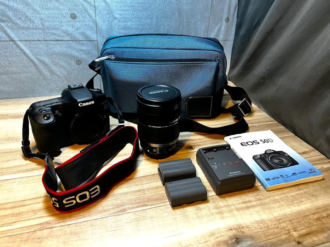 コ*ト様 canon デジタル一眼 EOS 50D 本体・望遠レンズ・バッテリー