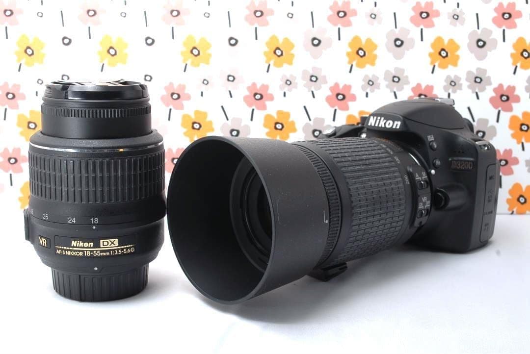 ❤Nikon D3200❤Wレンズセット❤付属品たくさん！❤スマホ転送OK❤
