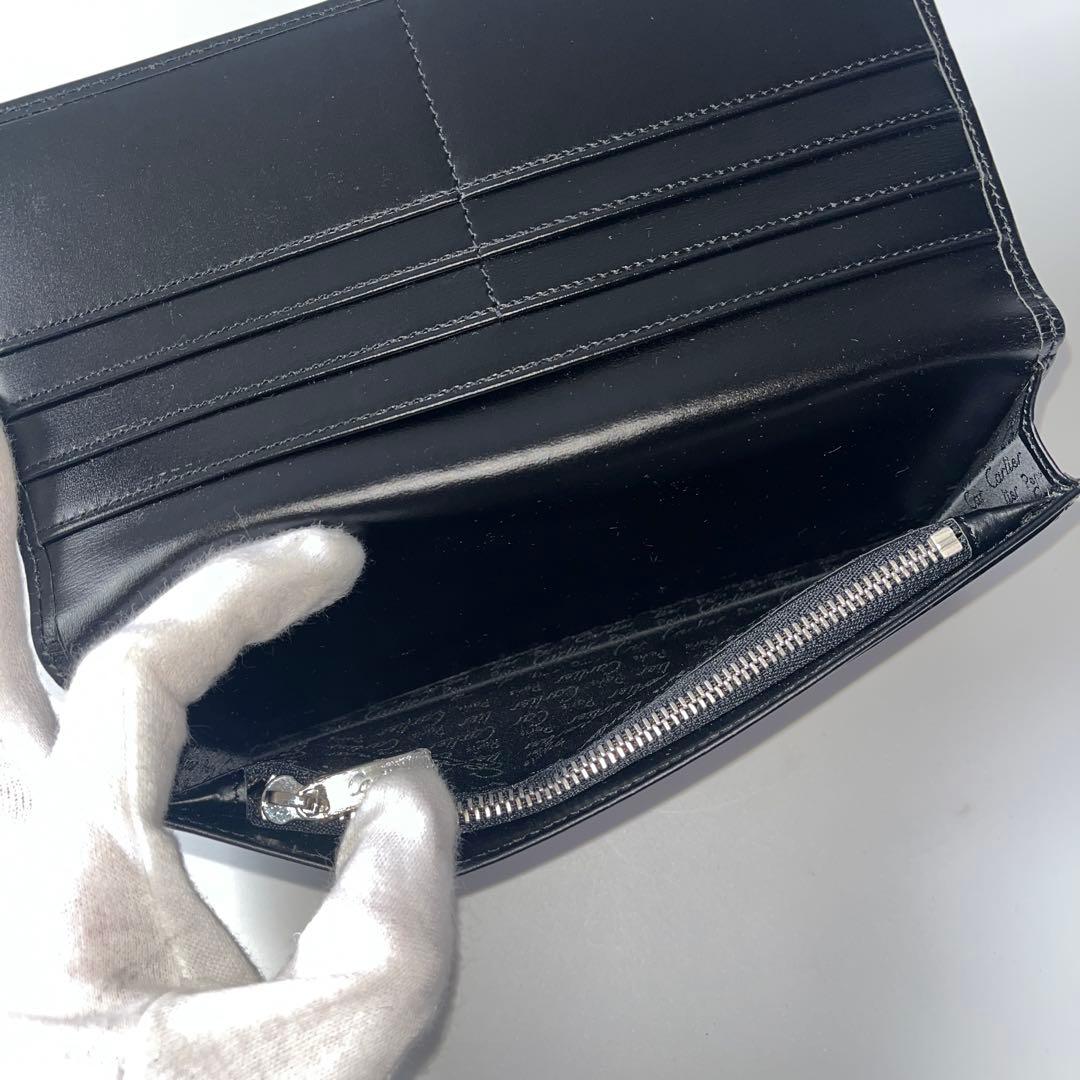 カルティエ　パシャライン　二つ折り　長財布　レザー　黒　ブラック　ロゴ金具