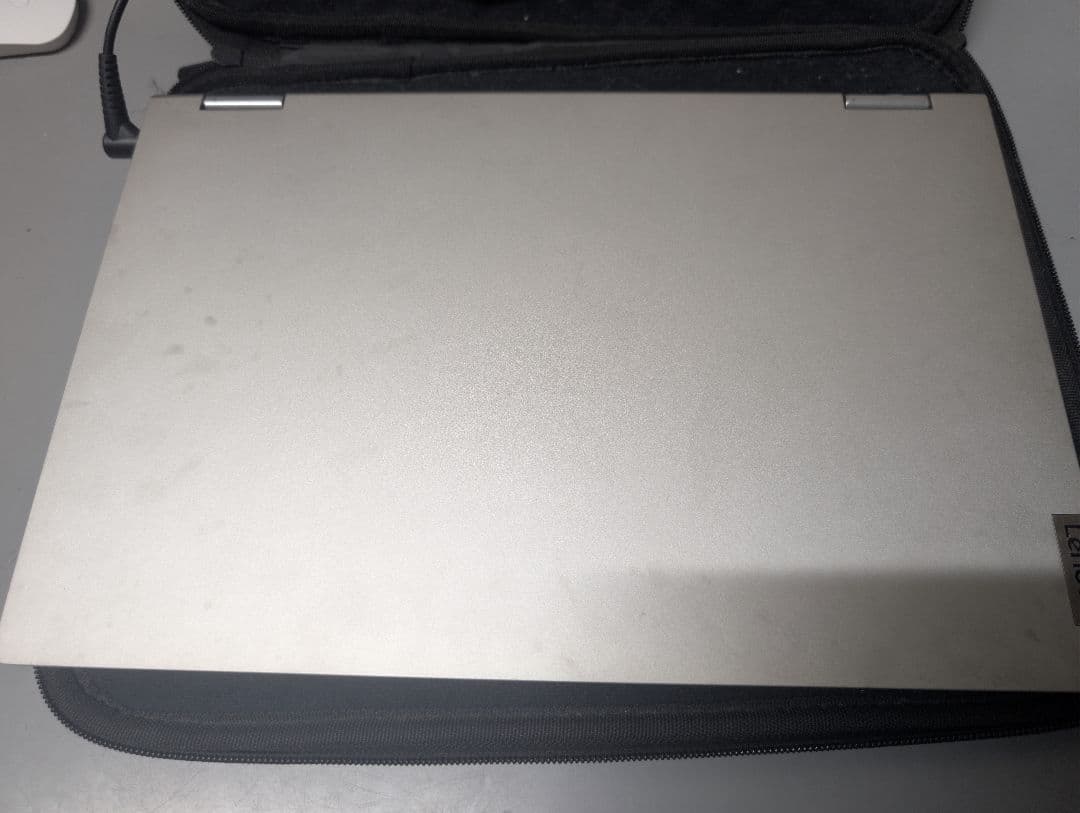 ず*ぱ様 ジャンク品ーLenovo ノートPC グレー 画面ひび割れあり