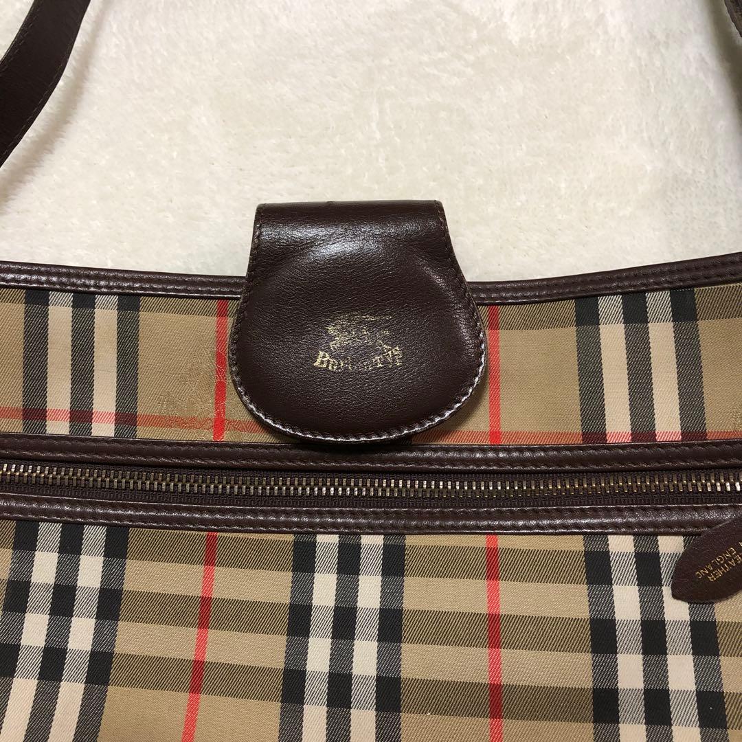 Burberry チェック柄　ショルダーバッグ