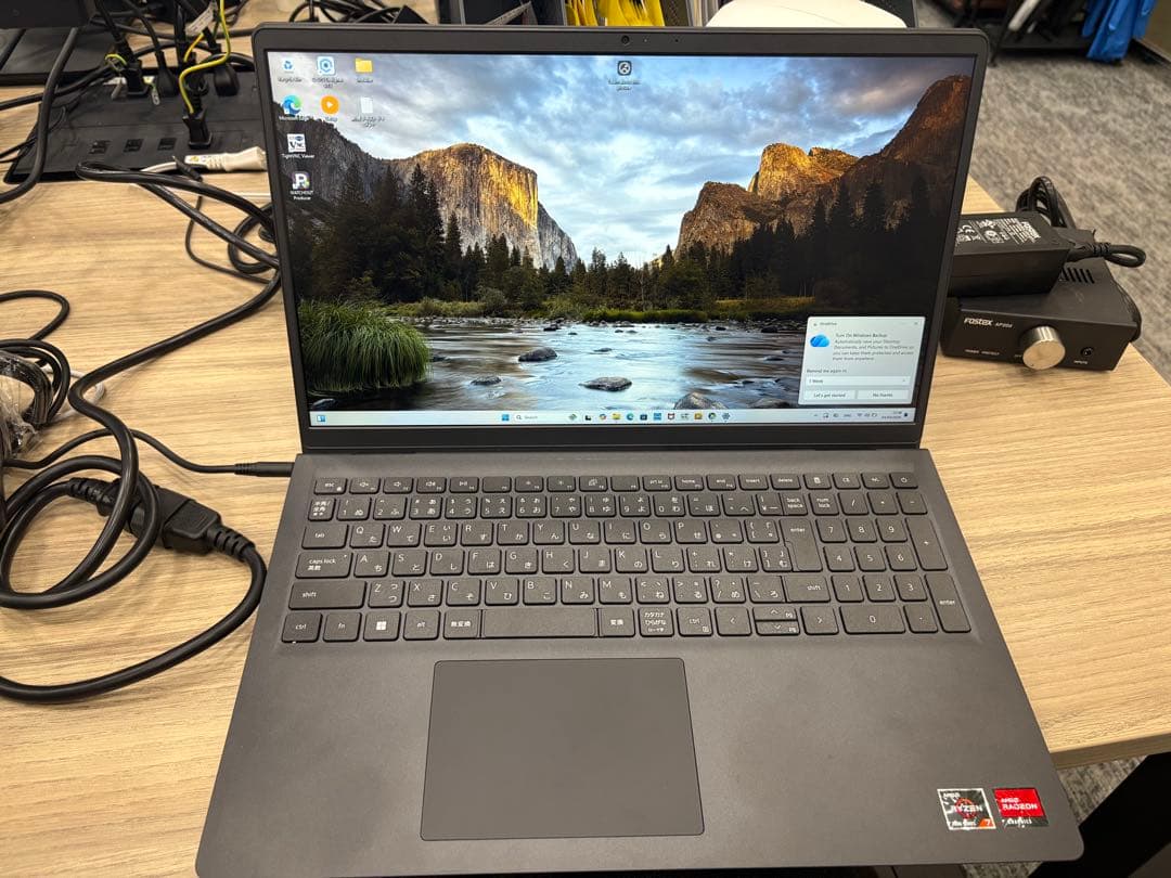 Windowsノート本体 Dell Inspiron 15 3535