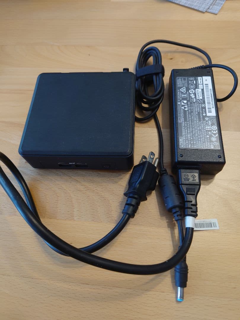 D*O様 【最終値下げ】Win11pro導入済 miniPC NUC11TNKi