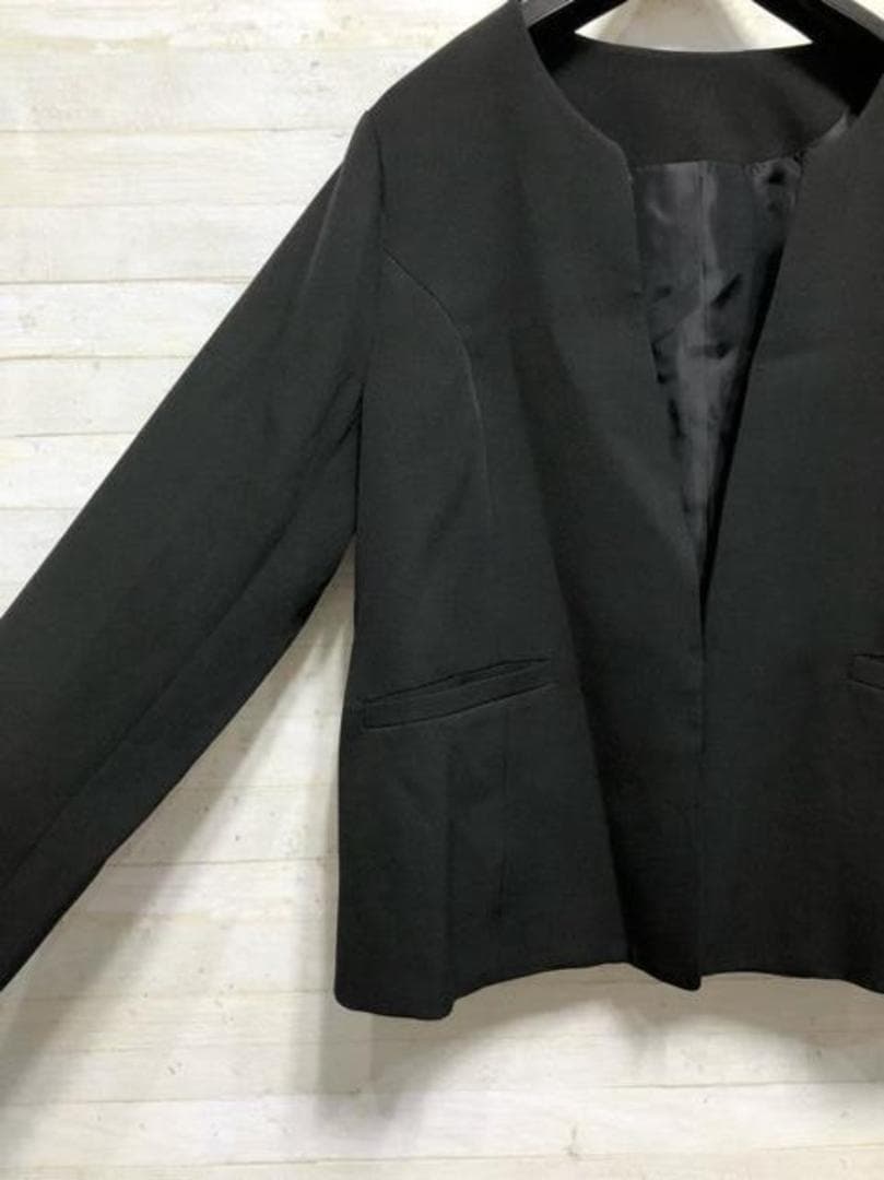 新品☆3L黒系無地ストレッチパンツスーツ上下セットお仕事・フォーマル〇B552