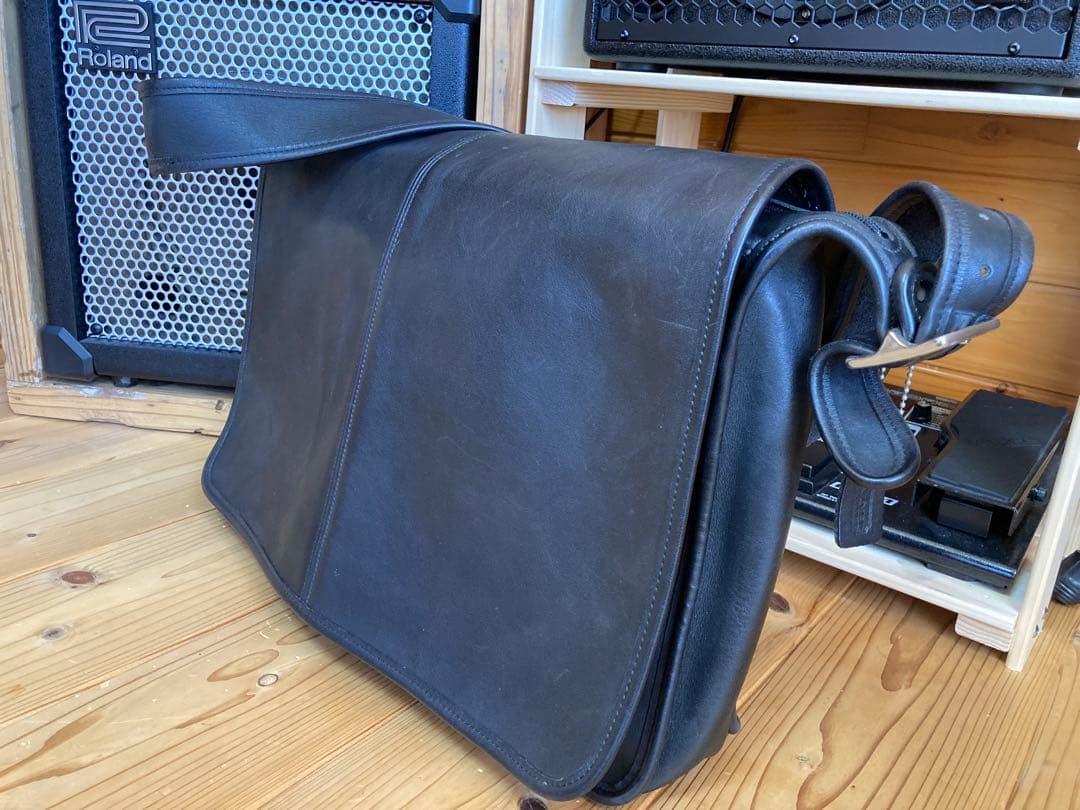 OLD COACHメッセンジャーバッグ