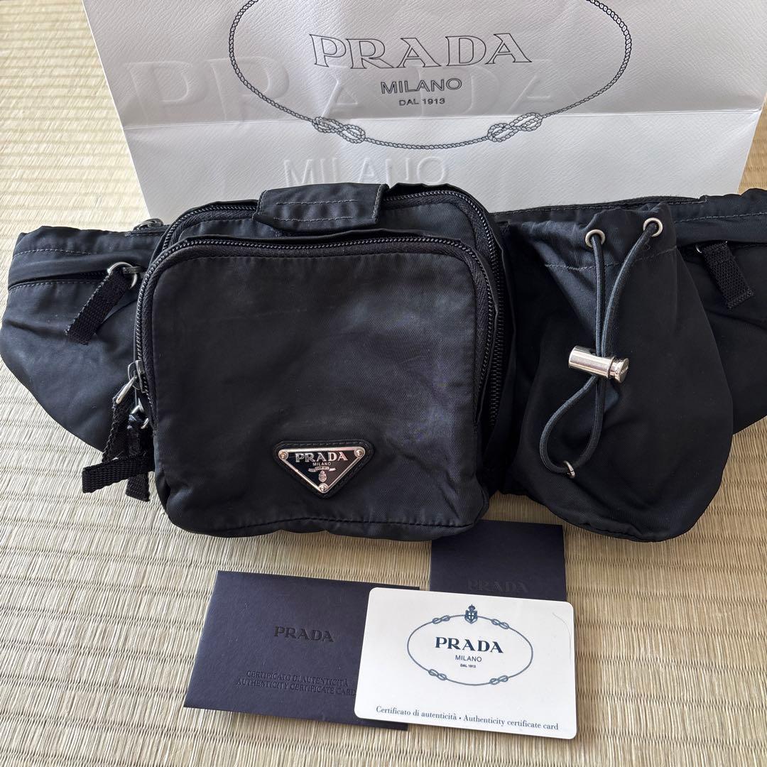 PRADA ブラック ボディバッグ・ウエストポーチ VA0056