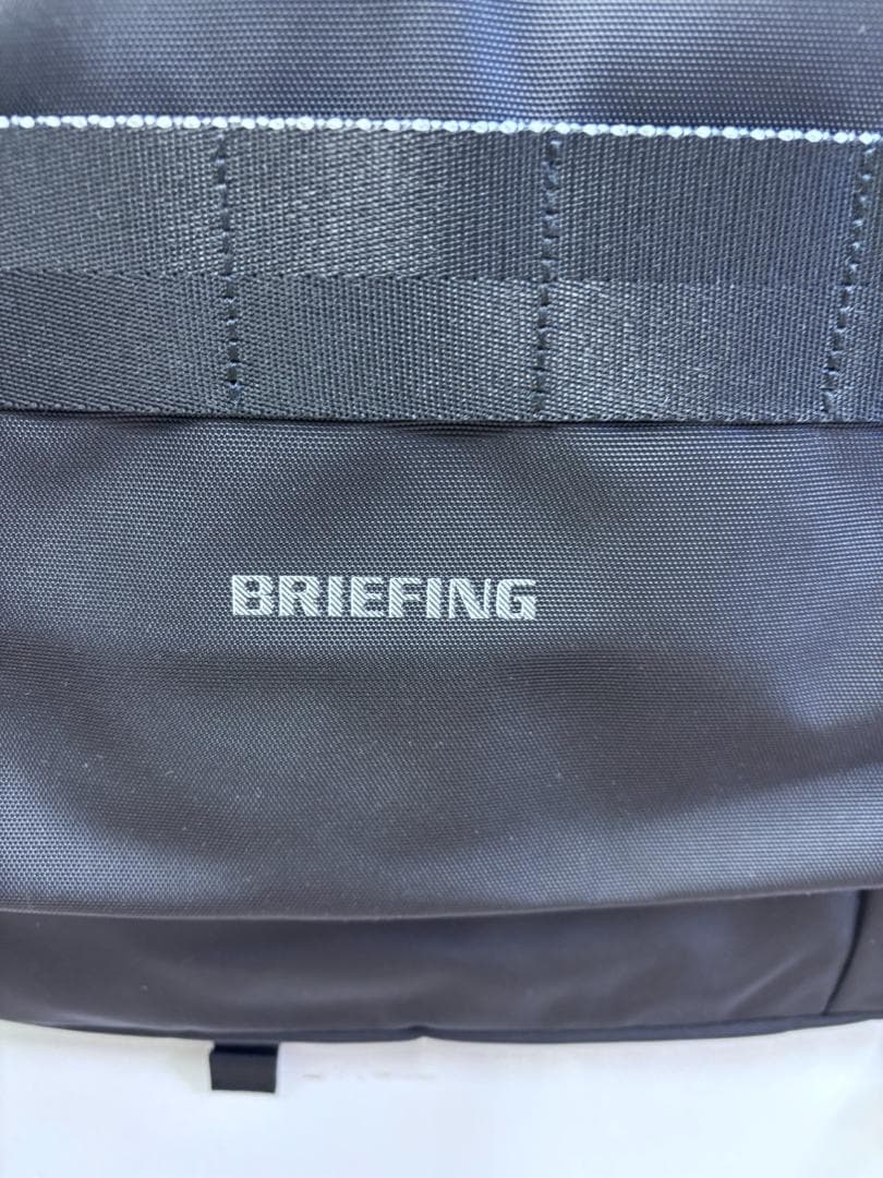 BRIEFING　メッセンジャーバッグ