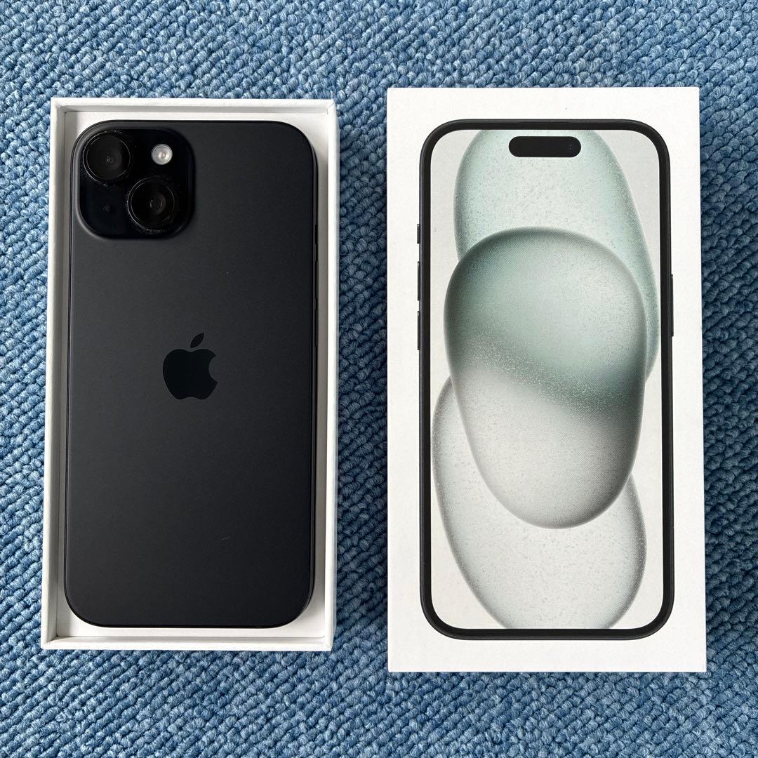 Apple iPhone 15 256GB ブラック　SIMフリー付属品付き