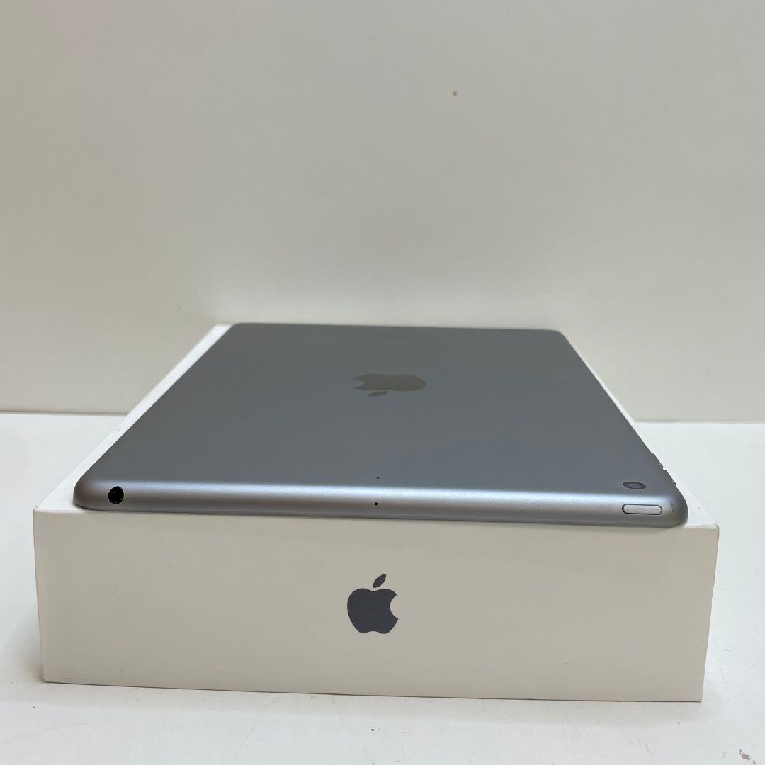 IPad 第6世代 32Gb Wi-Fi A1893