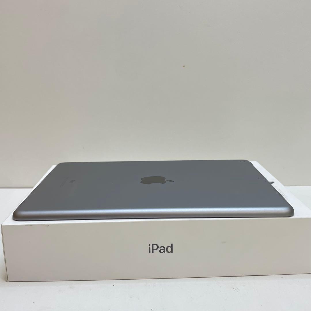 IPad 第6世代 32Gb Wi-Fi A1893