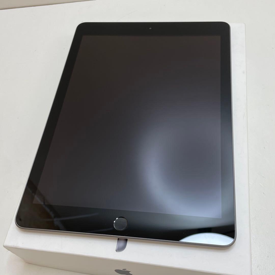 IPad 第6世代 32Gb Wi-Fi A1893