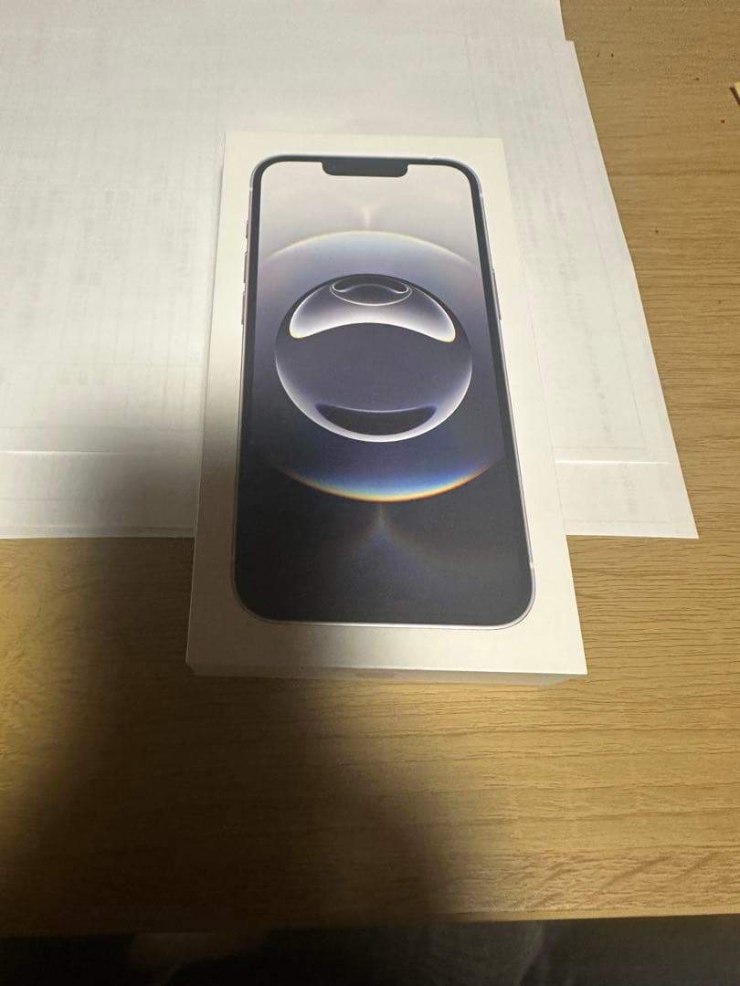 iPhone16e ホワイト 本体 充電ケーブル付き 新品未使用品