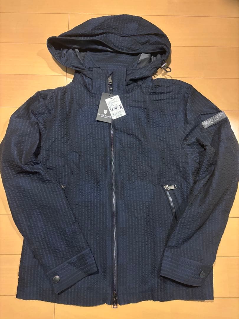 タグ付　新品未使用　BLACK LABEL フード付きジャケット　Mサイズ