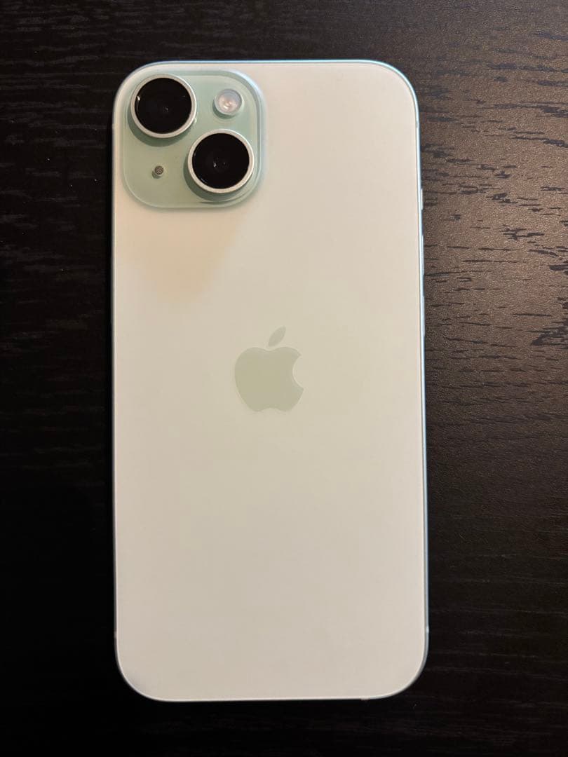 iPhone15 グリーン　128GB
