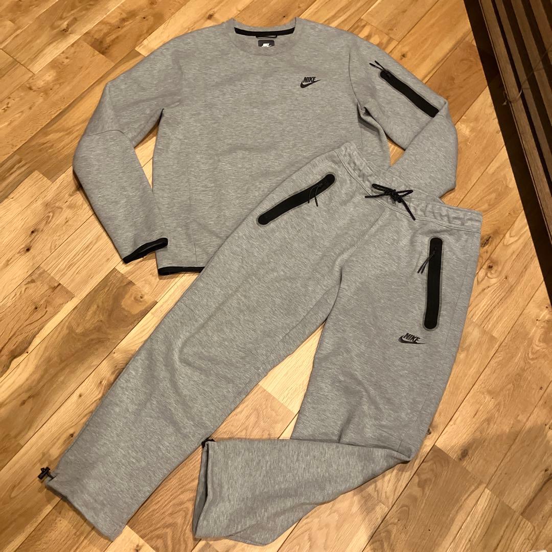 Nike テックフリース　グレー セットアップ　Mサイズ