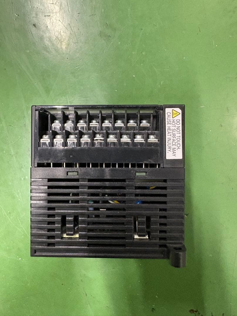 【最終値下げ】オムロン OMRON CP1L-L14DR-A