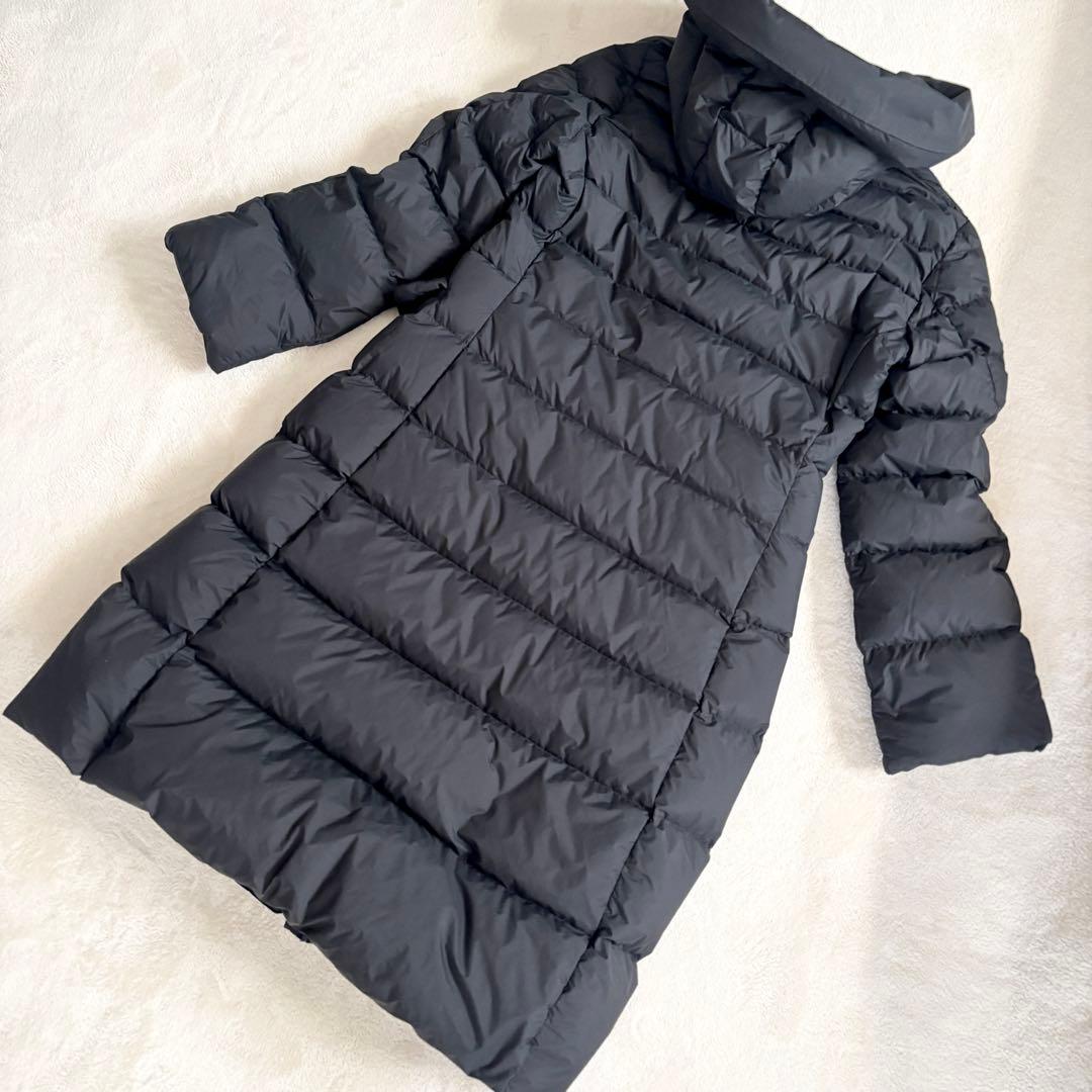 【新品】ユニクロ +J ウルトラライトダウンフーデットコート　M ブラック