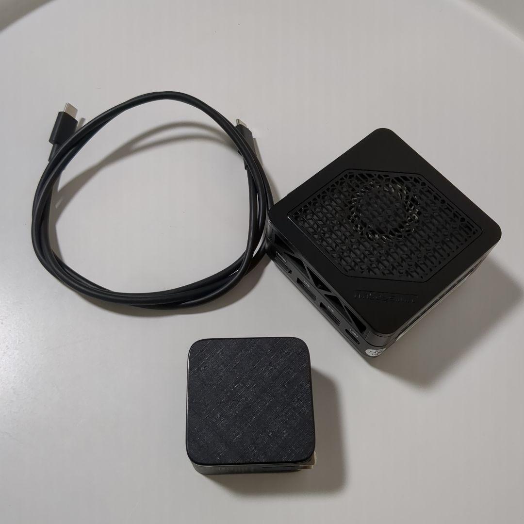 EM680 ミニPC USB-Cケーブル付属 メモリ32GBストレージ512GB