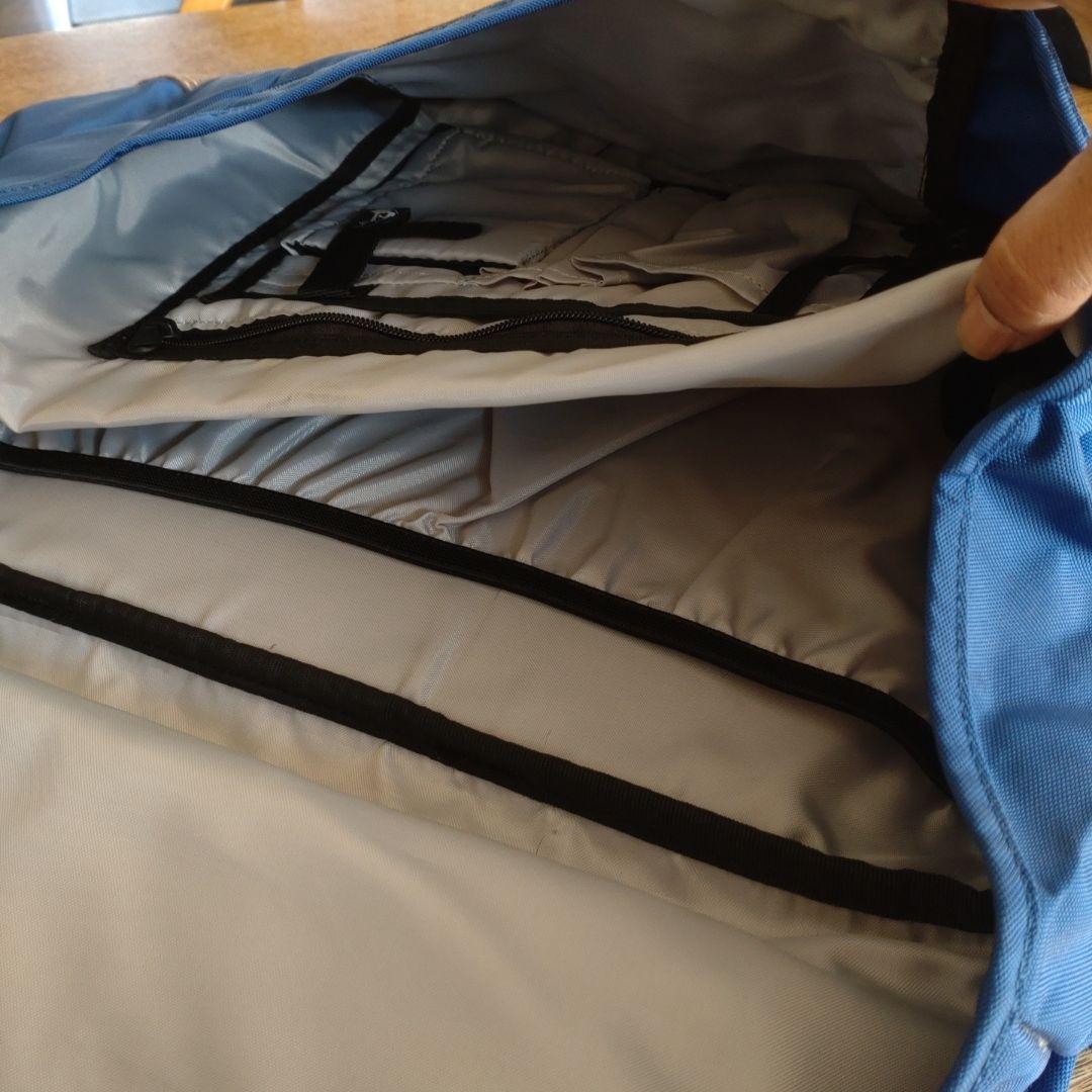 新品未使用品♪エディーバウアー♪メッセンジャーバッグ カジュアルバッグ