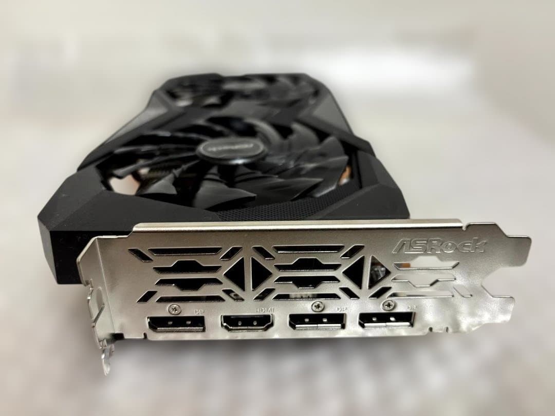 ASRock AMD Radeon RX6600 中古 ほぼ未使用