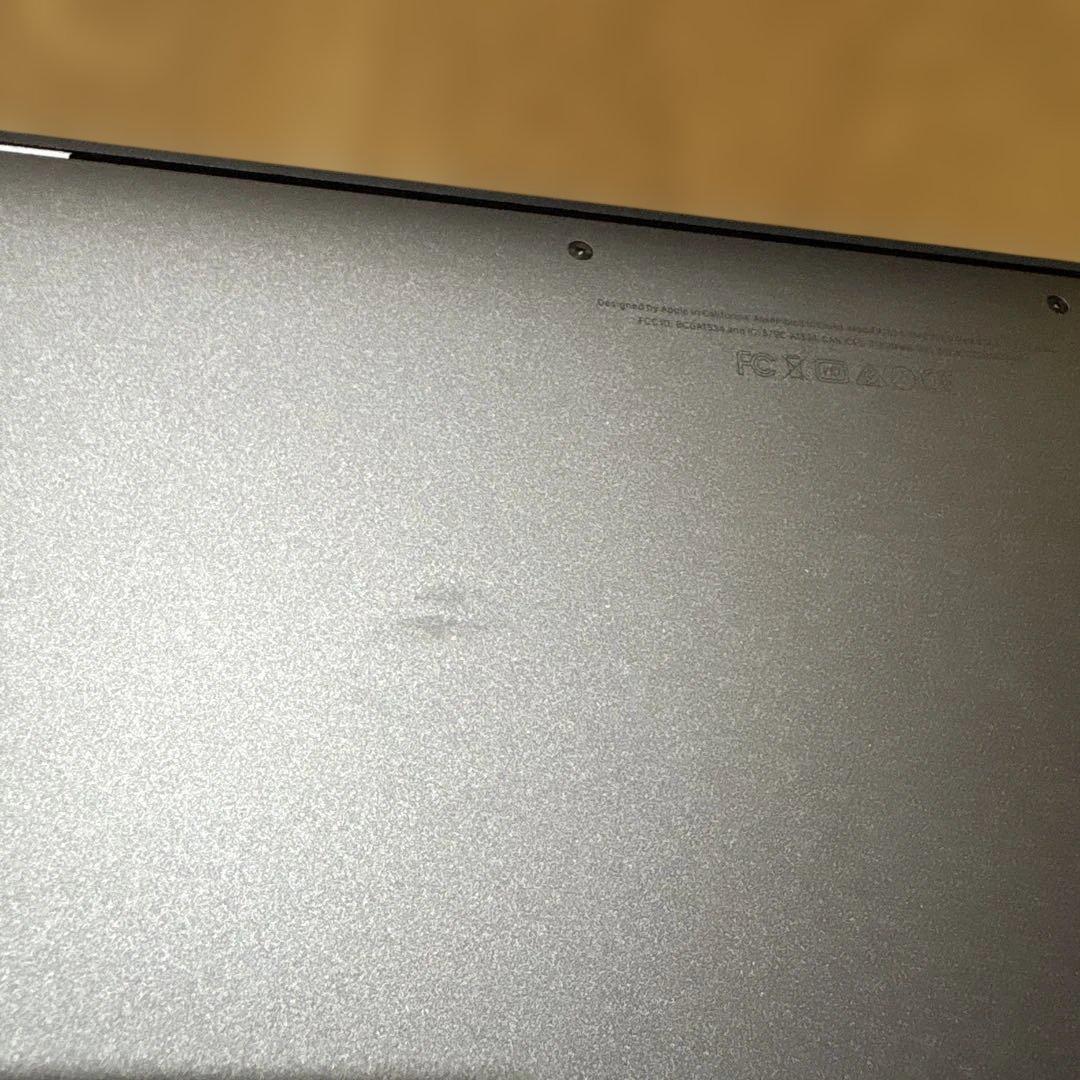 【美品】MacBook 12インチ 2017 8GB/256GB 充放電60回