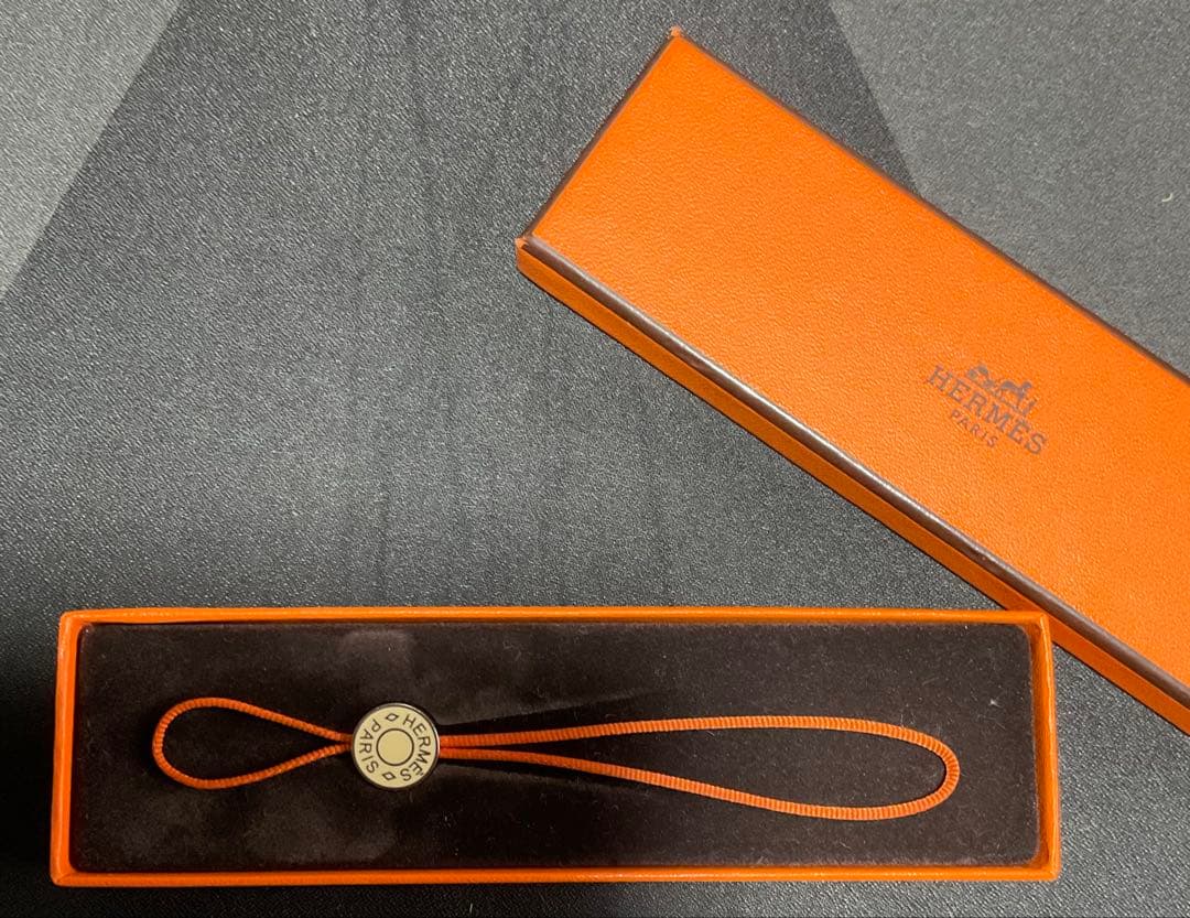 HERMES オレンジストラップ