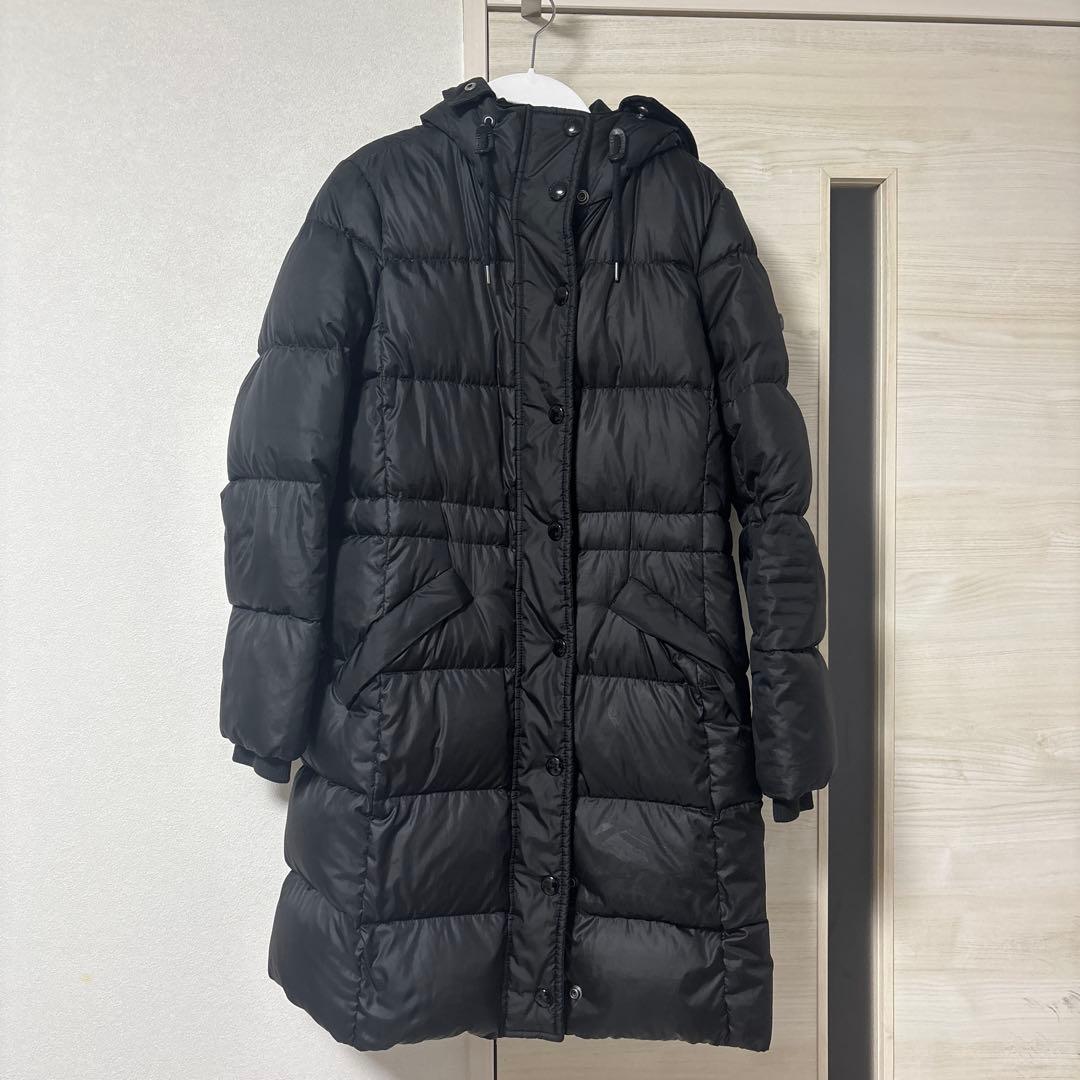 フード付き ブラック ダウンジャケット　coach