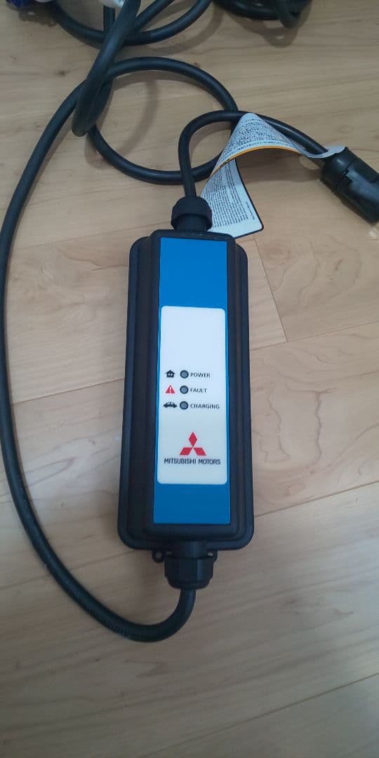 Mitsubishi ev 純正充電ケーブル