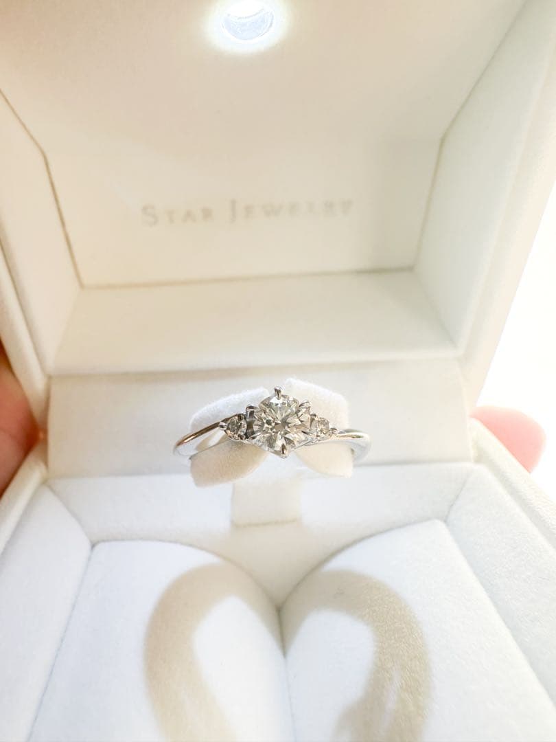 STAR JEWELRY Dカラー PT950 ダイヤモンドリング 7号