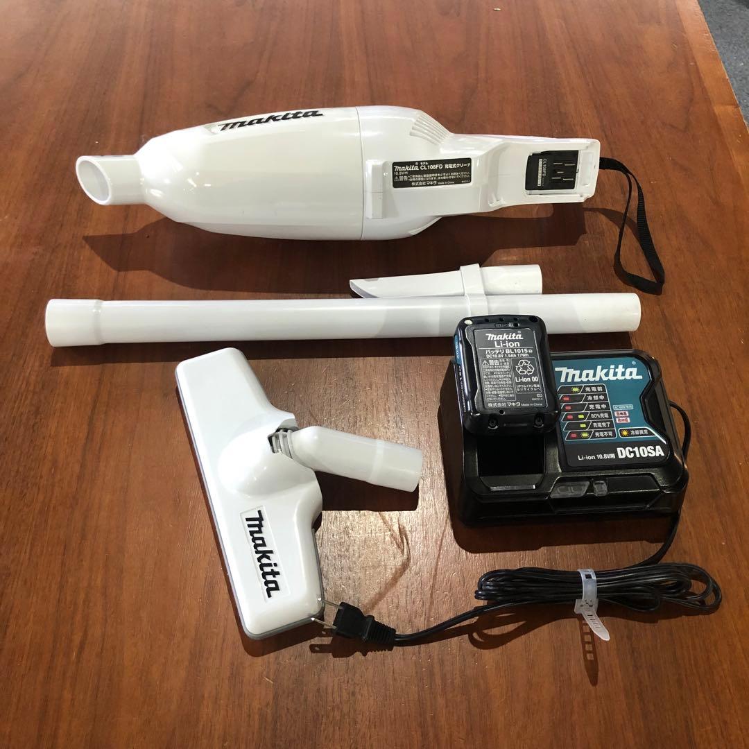 マキタ　掃除機 バッテリー充電器付　CL108FD