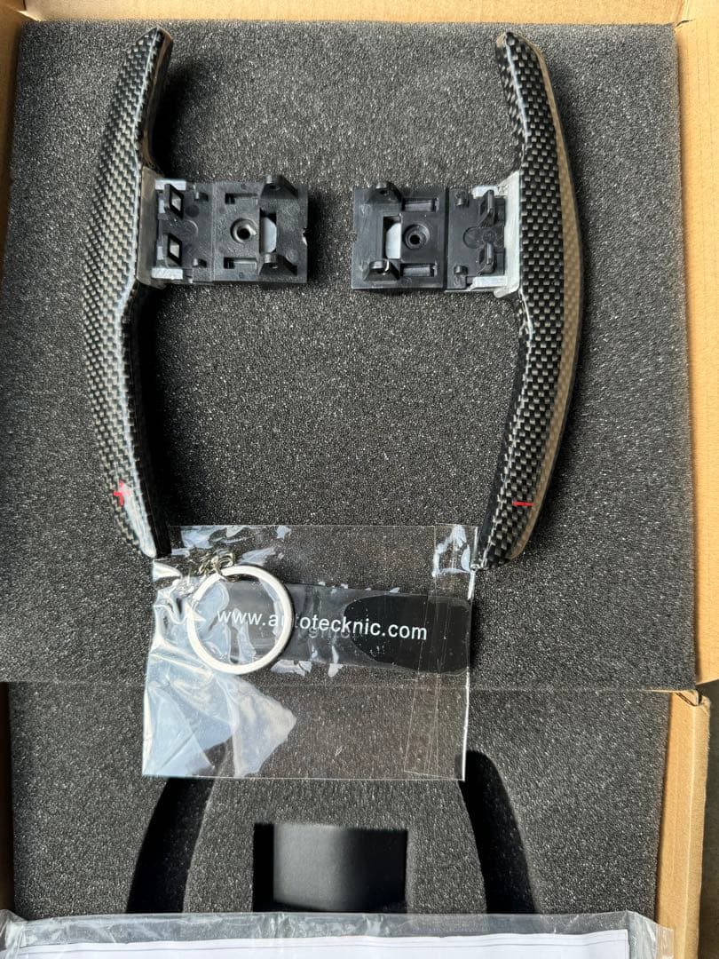 AUTOTECKNIC カーボンファイバー ステアリングシフトレバー 