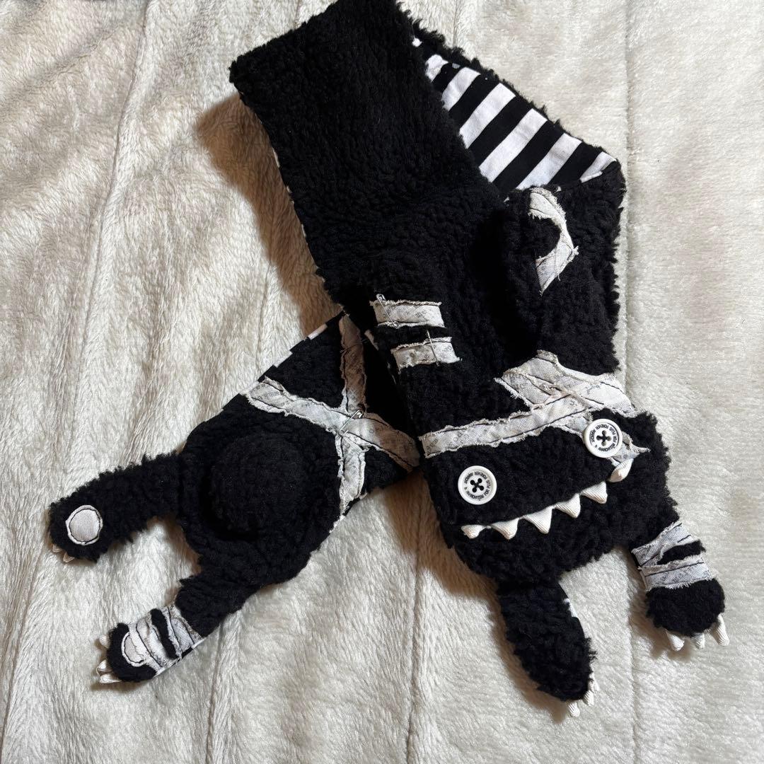 ⭐*)様 【Y2K】h.naotoうさぎのモンスター風マフラー